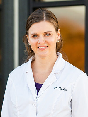 Dr. Jennifer Sanders